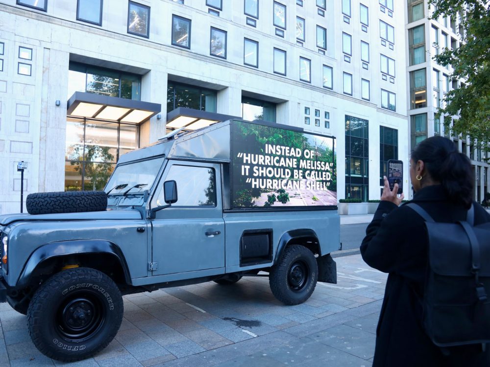 As Shell announces record profits an electric advan outside Shell HQ is showing images of the damage caused by Hurricane Melissa in Jamaica. The images raise awareness that the biggest polluters continue to profit while ordinary people bear the brunt of the costs of these climate disasters. It’s time to hold Shell accountable and demand they pay for the damage they’ve caused.